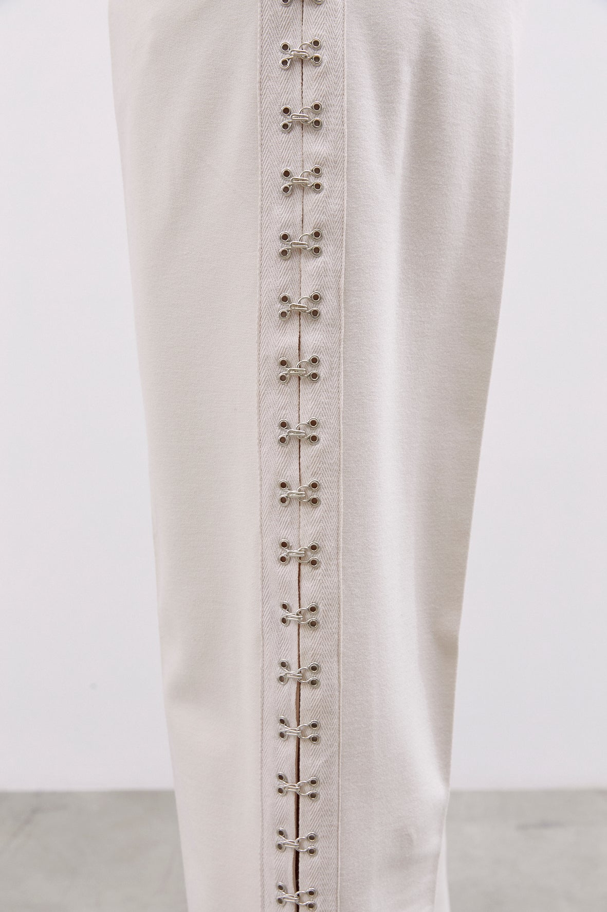 Hook & Eye Pant