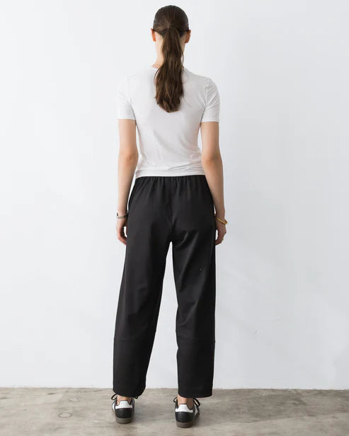Ponte Knit Barrel Pant | Black