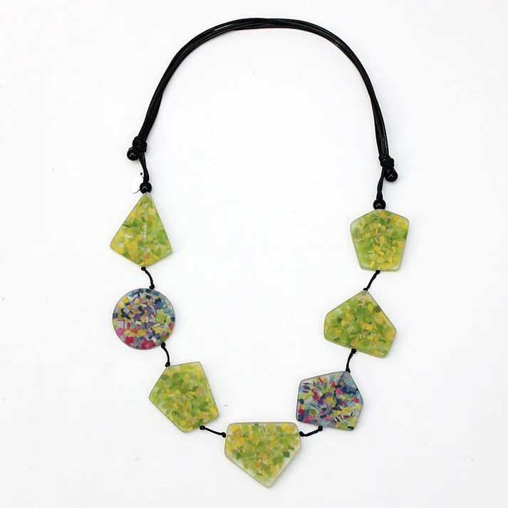 Caroline Necklace | Lime