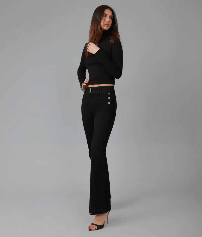Alice Flare | Onyx