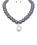 Wood/Baroque Pearl Necklace