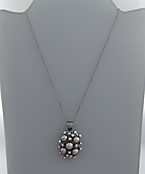 Pearl Cluster Necklace