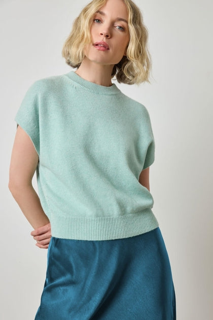 Banded Bottom Wedge Sweater | Frost