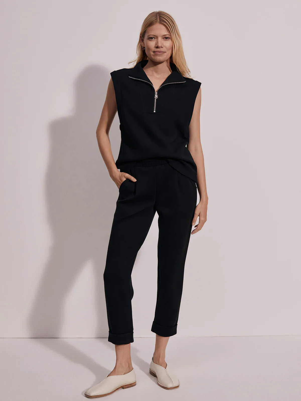 Magnolia Half Zip | Black