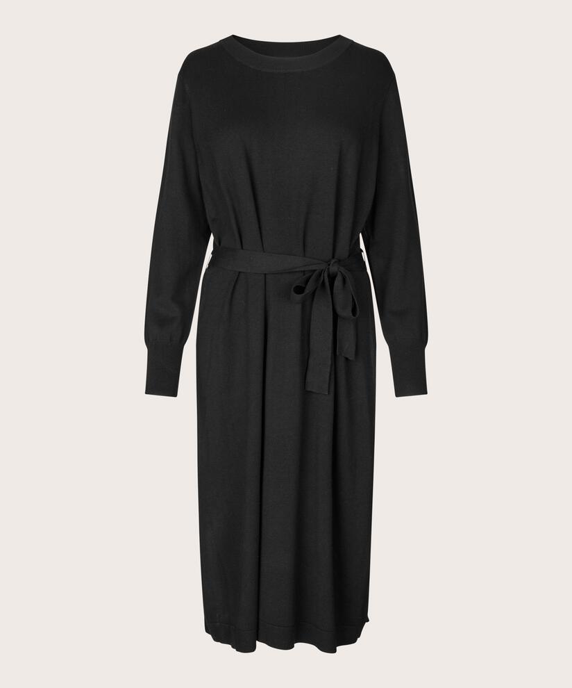Nisuta Dress