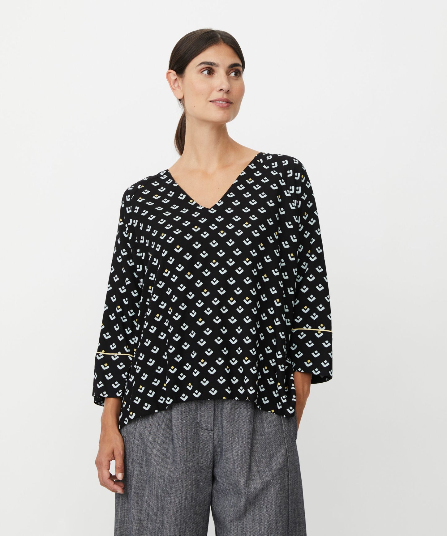 Beniko Blouse
