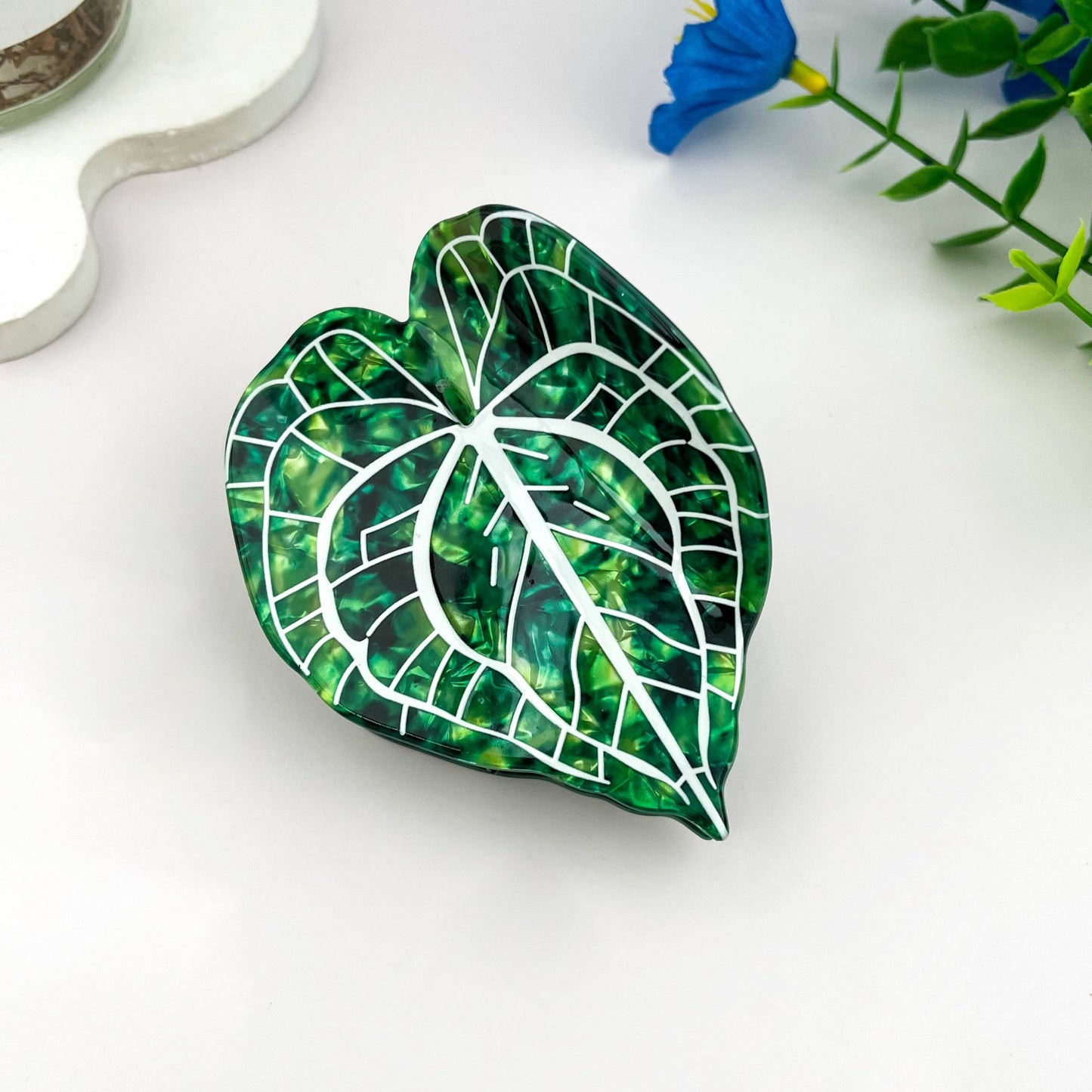 Monstera Leaf Hair Claw Clip Tropical Vacation Cute: Beige