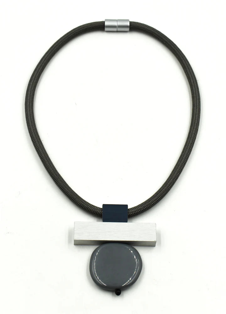 Aluminum Pendant Necklace | Black