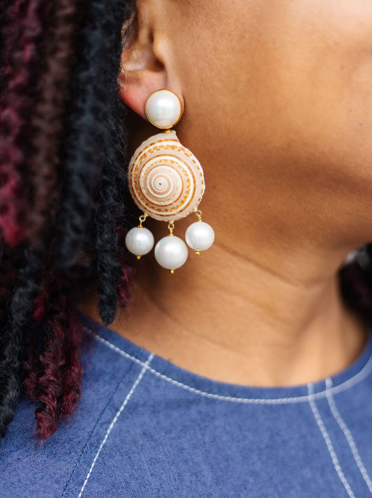 3 Pearl Shell Earring