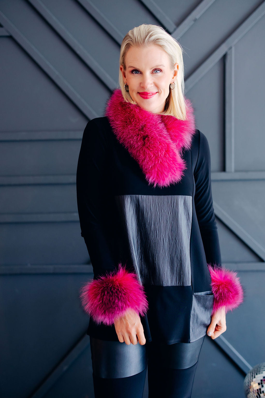 Fox Fur Snap Cuffs | Dk Fuschia