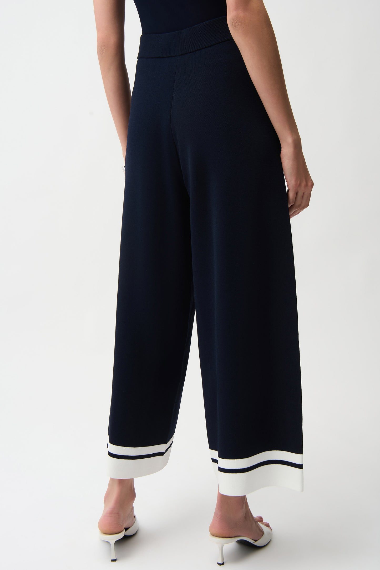 Culotte pants W/ Stripe Detail