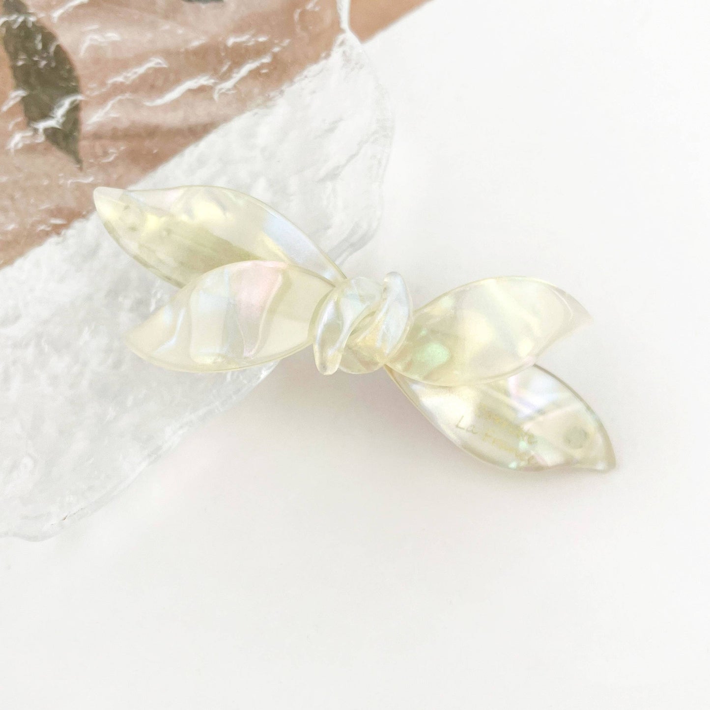 Elegant Bow Spring Hair Clip: BeigeCoffee