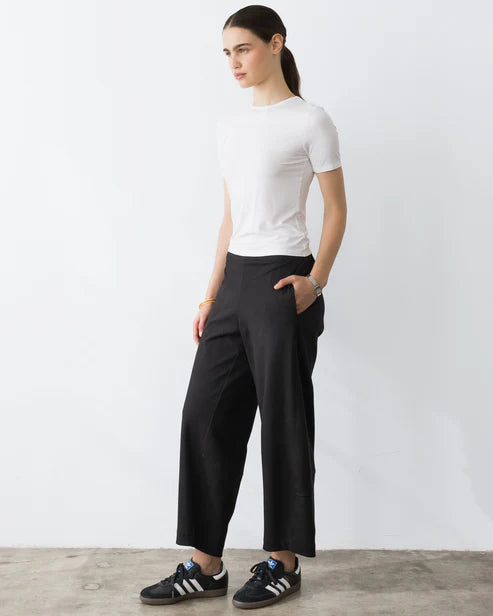 Ponte Knit Barrel Pant | Black