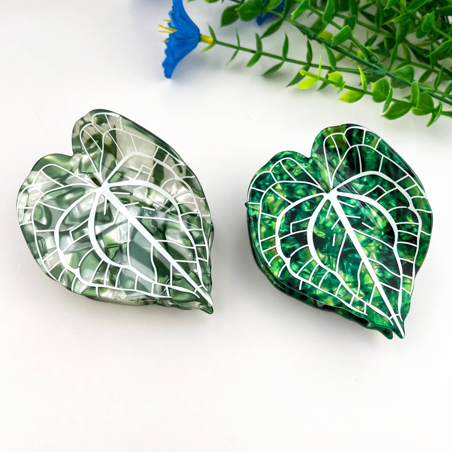 Monstera Leaf Hair Claw Clip Tropical Vacation Cute: Green