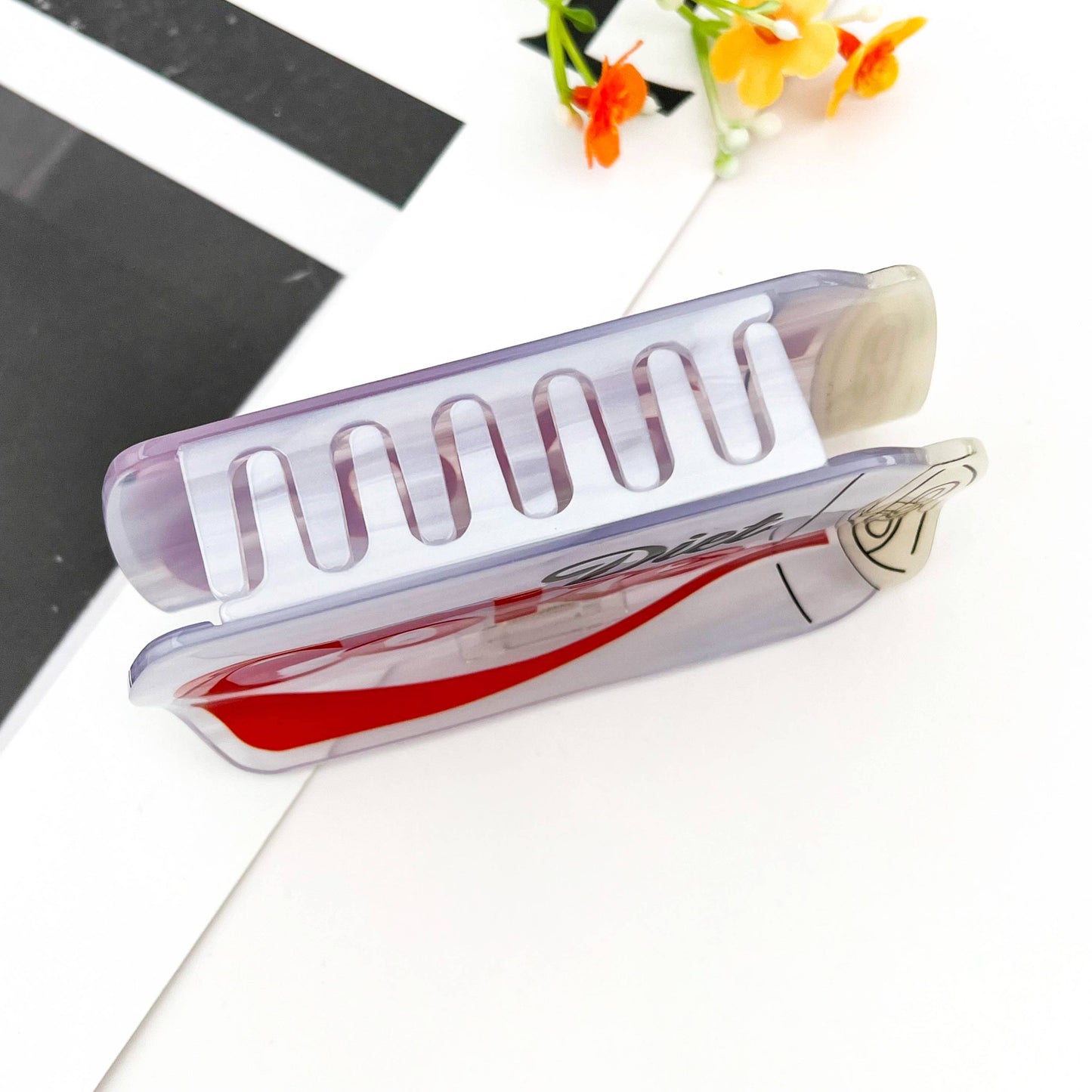 No-Sugar Cola Can Hair Claw – Fun Soda Style: Red