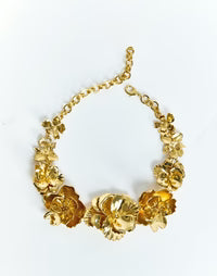 Amparo Floral Chain
