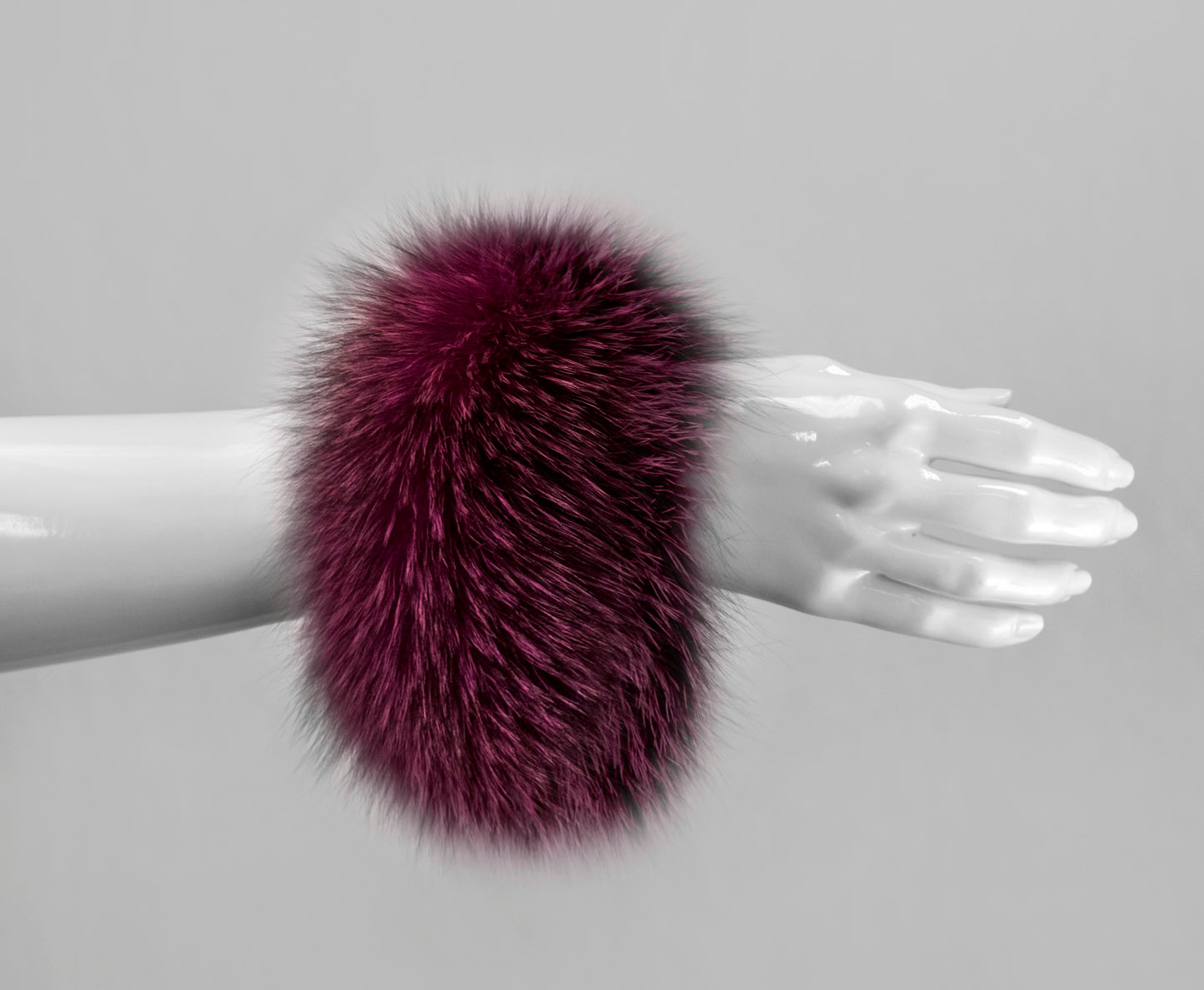 Fox Fur Snap Cuffs | Dk Fuschia