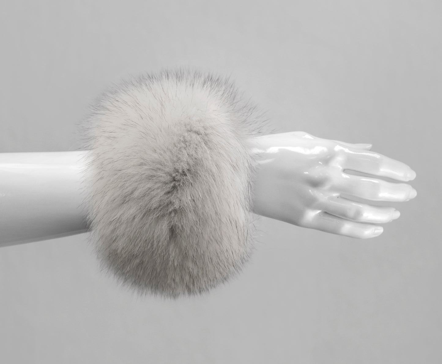 Fox Fur Snap Cuffs | Natural