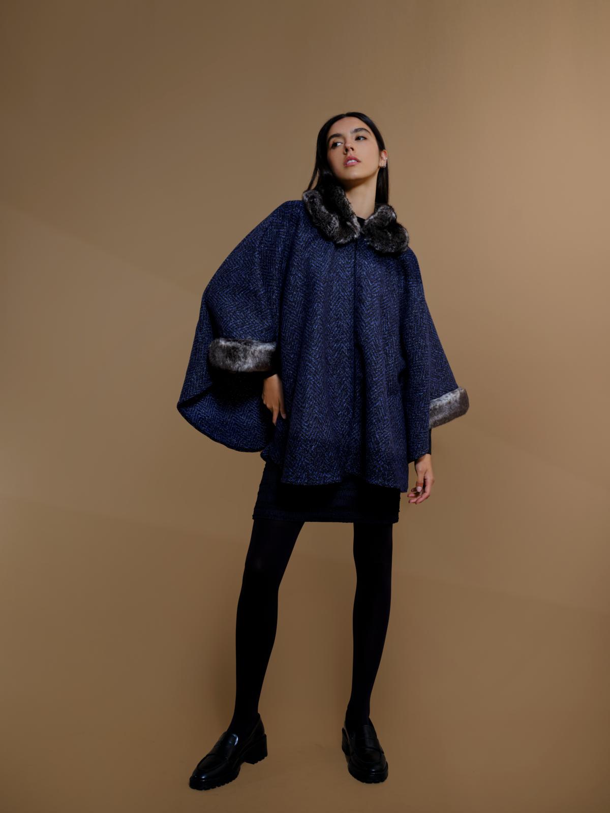 Fur Collar Poncho | Ink