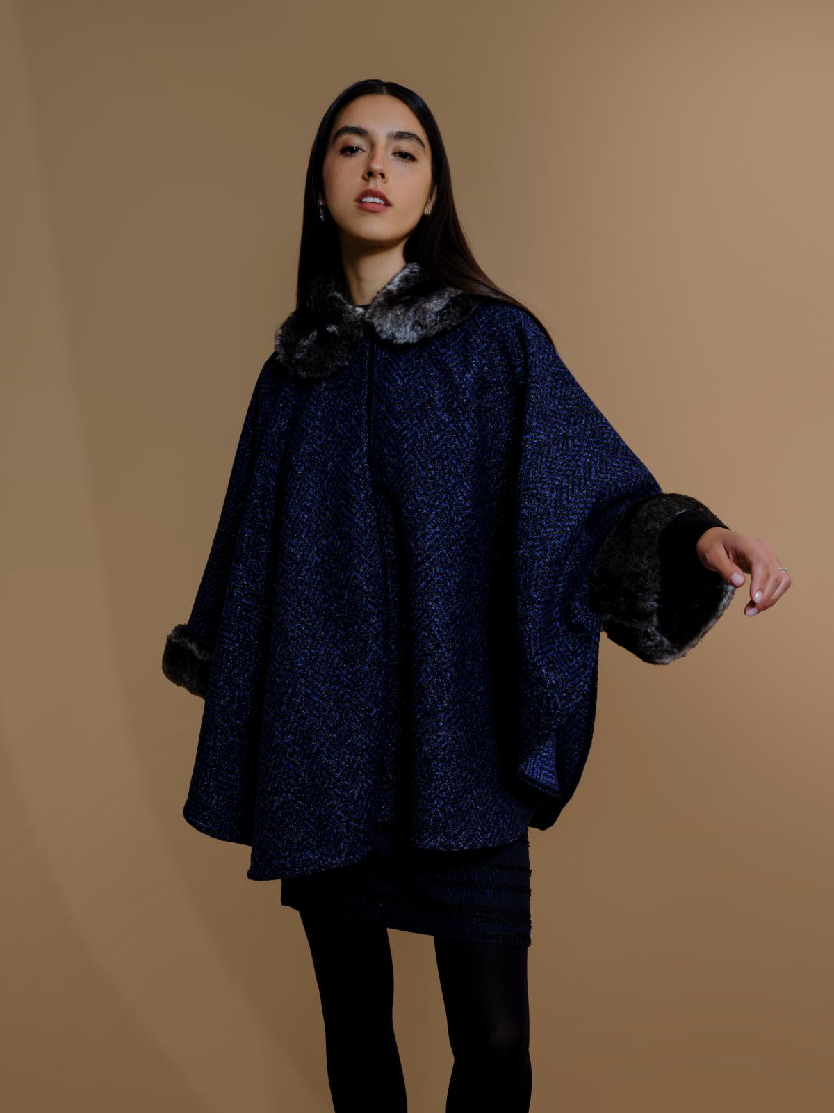 Fur Collar Poncho | Ink