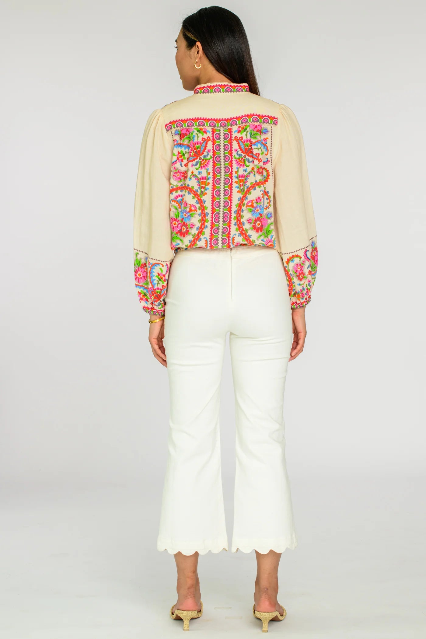 Emmet Top | Scroll
