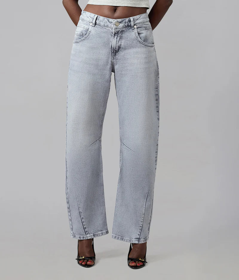 Lennox Barrel Jean