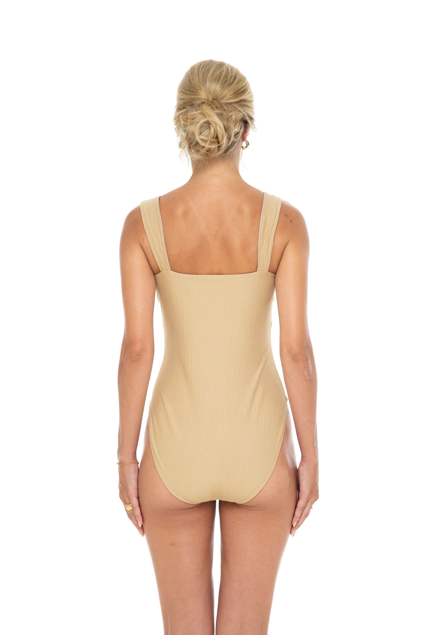 Natura Shelley One Piece
