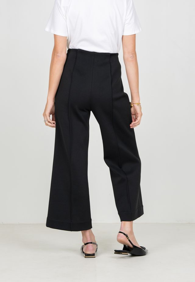 Cropped Piper | Black