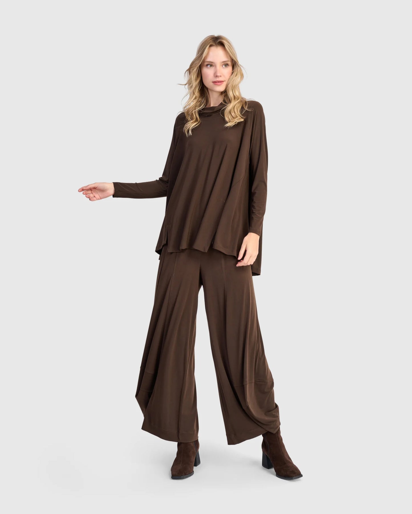 Full Turtleneck | Sepia