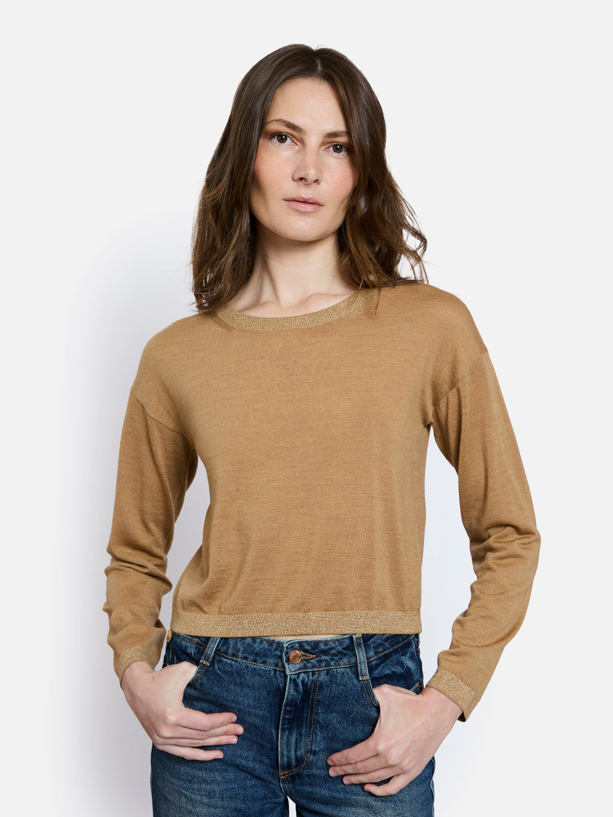Vivienne Round Neck
