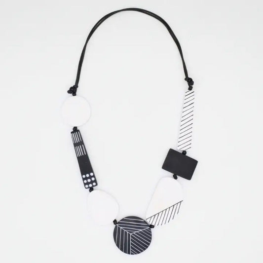 Vespera Necklace