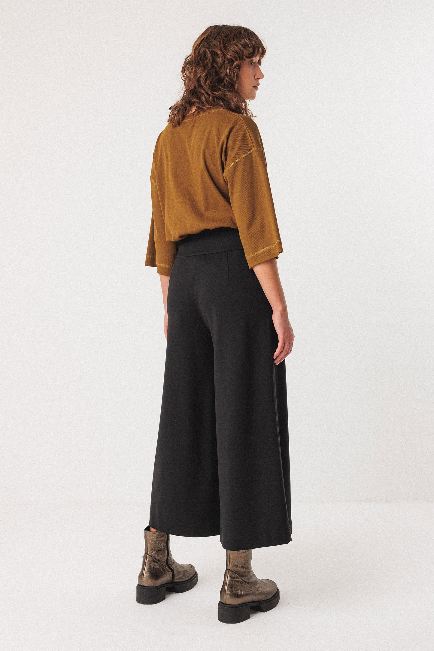 Araika Trouser