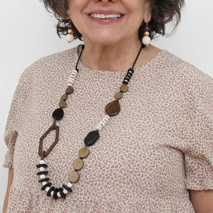 Gabby Necklace | Brown