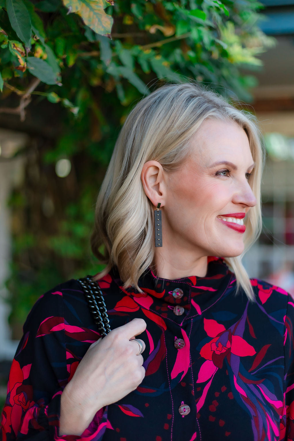 Wood Bar Earrings | Black