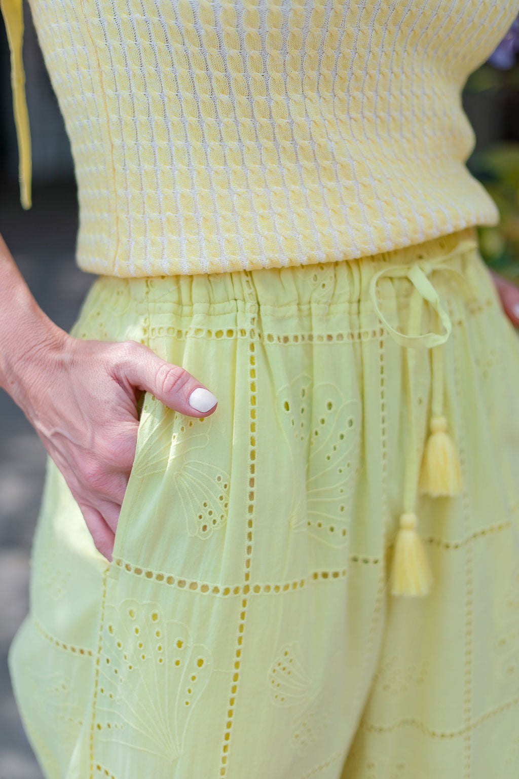 Daphne Pant | Lemonade Shell