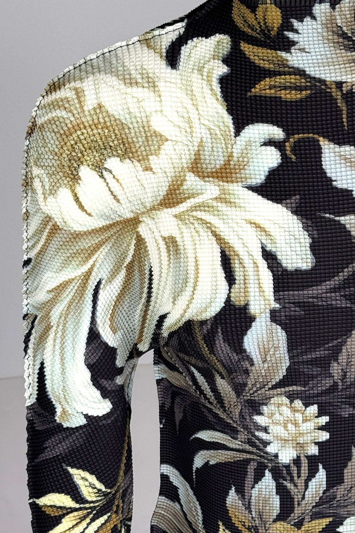 Camellia Texture Top